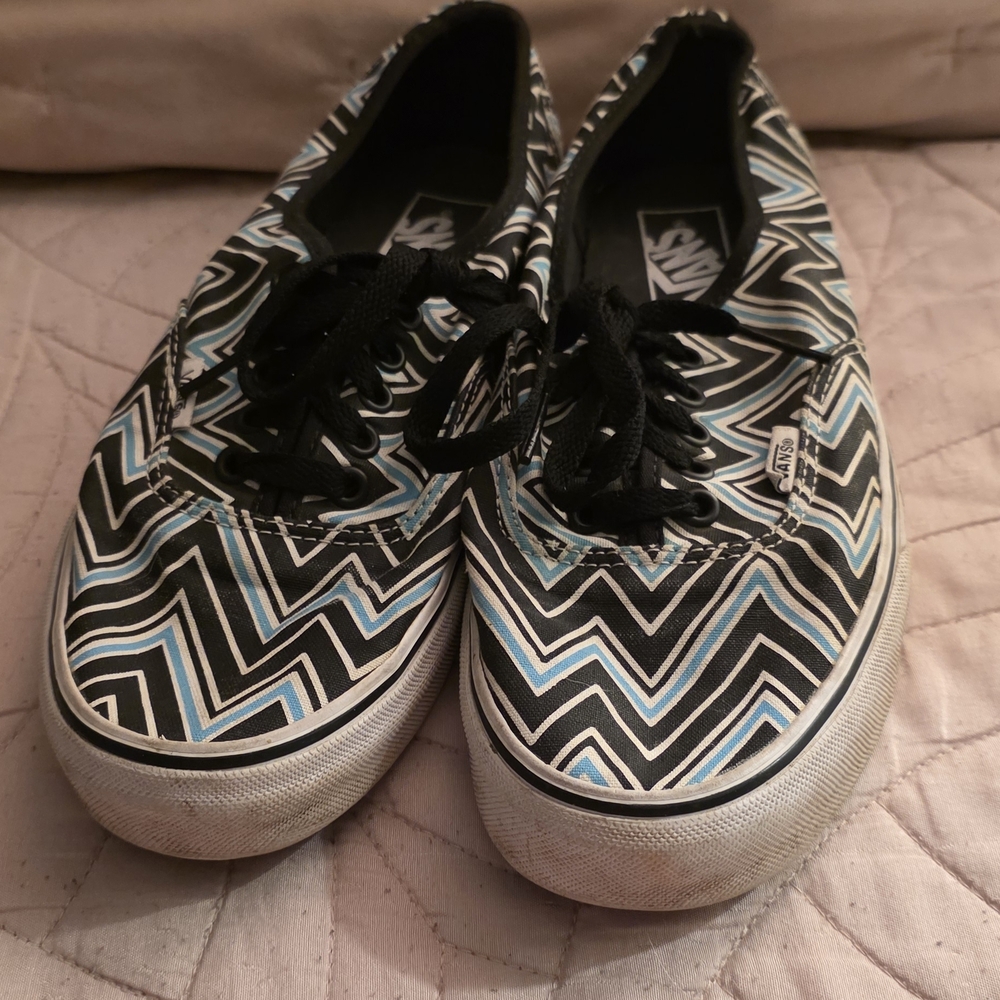 Vans Women's Zigzag Sneakers in Black and Blue